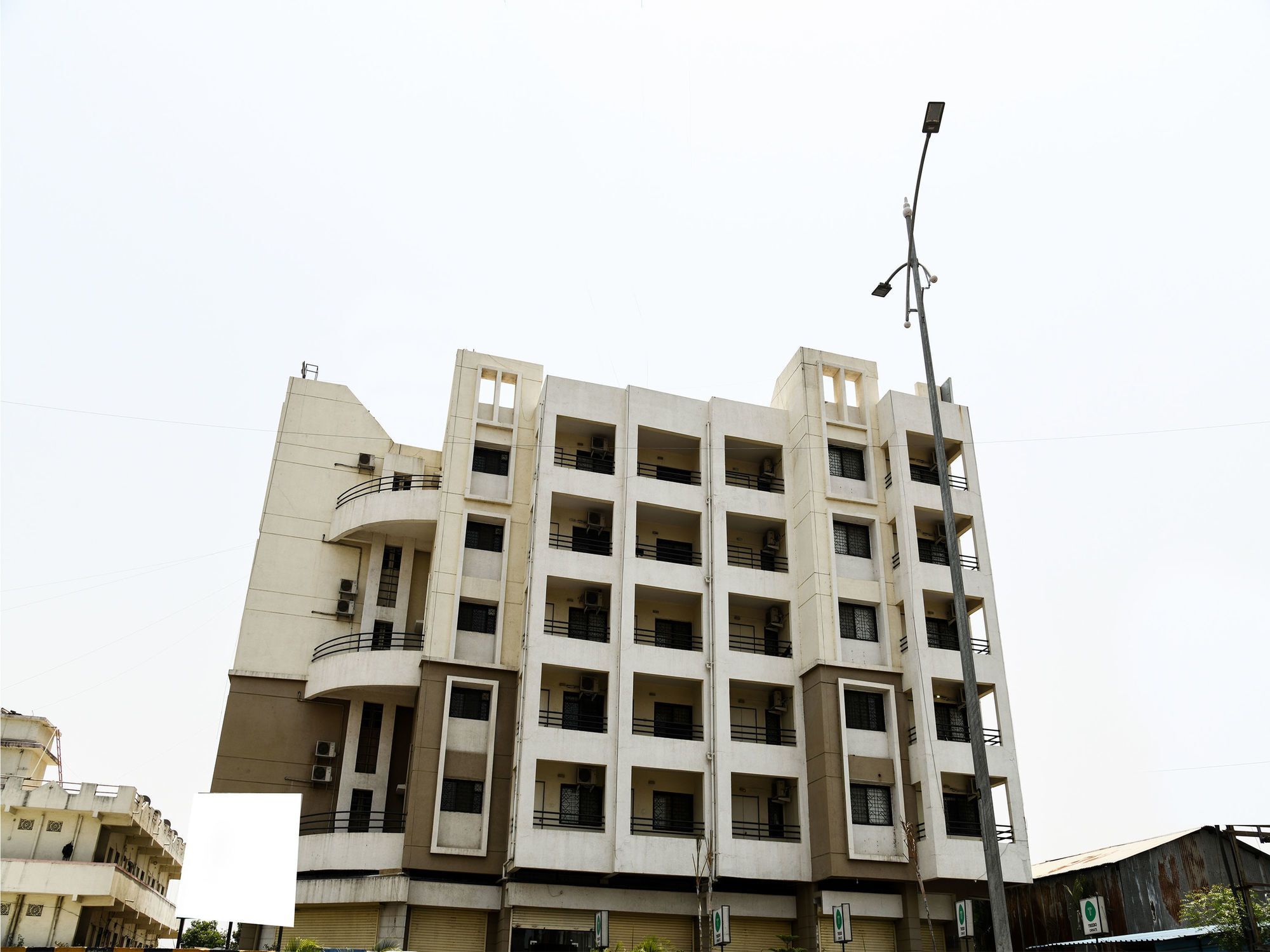 Fabhotel Ornate Pimpri-Chinchwad Экстерьер фото