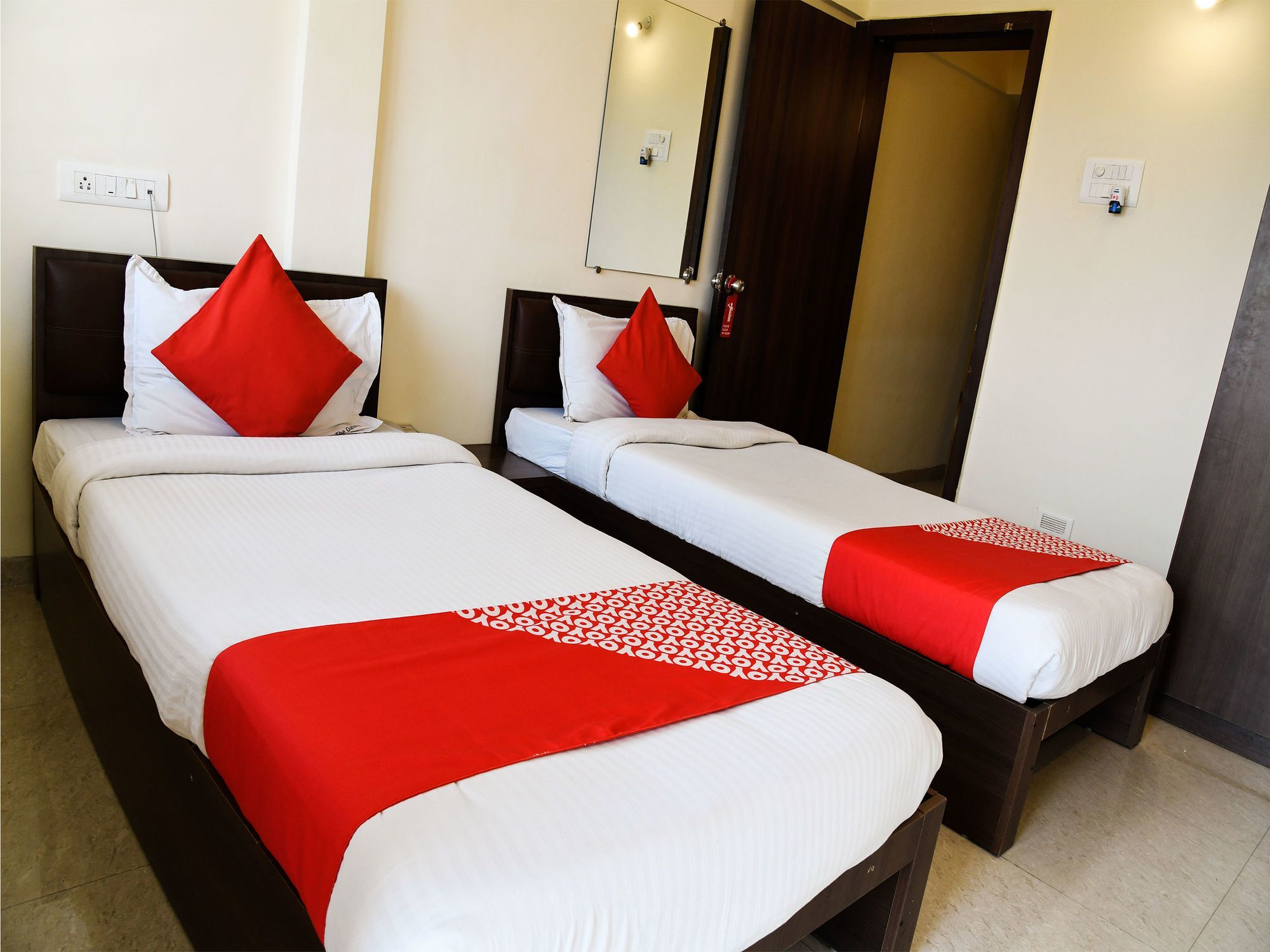 Fabhotel Ornate Pimpri-Chinchwad Экстерьер фото